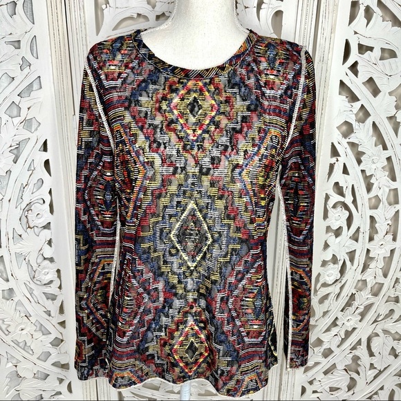 Aldomartins Cap Juluca A New Story Geometric Mesh Top - Picture 1 of 6